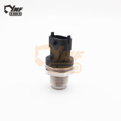 VA32G6109101 VA32G6109100 SENSOR Tekanan Kereta Api Umum untuk SK140LC-8 SK130LC-8 SK130-8 SK140-8 D04FR SK135SR SK135SRLC