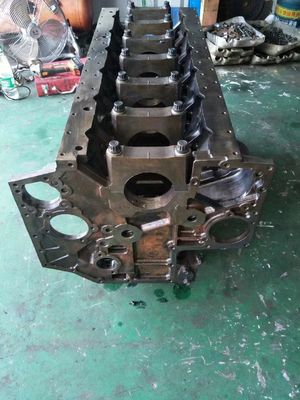 Excavator suku cadang Bagian mesin untuk Komatsu SAA6D140E-5 BLOCK silinder mesin