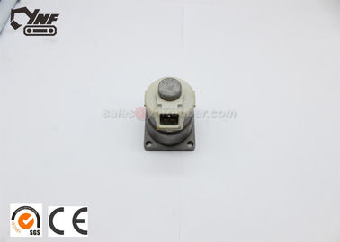 YNF01358 Suku Cadang Excavator Hitachi PC Short Valve Dengan Warna Silver